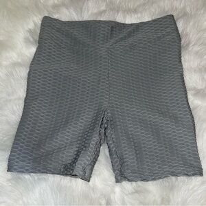 Scrunched Biker Shorts Gray XL